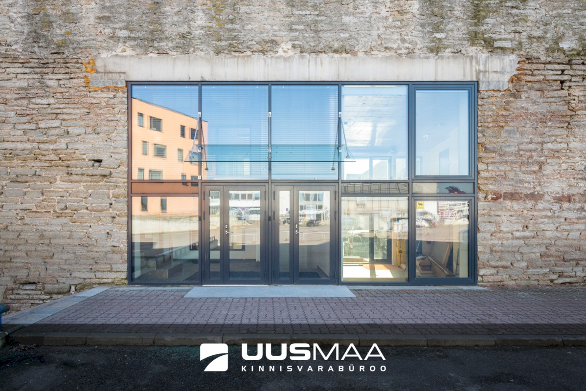 Tallinn, Kesklinna linnaosa, Lootsi 8