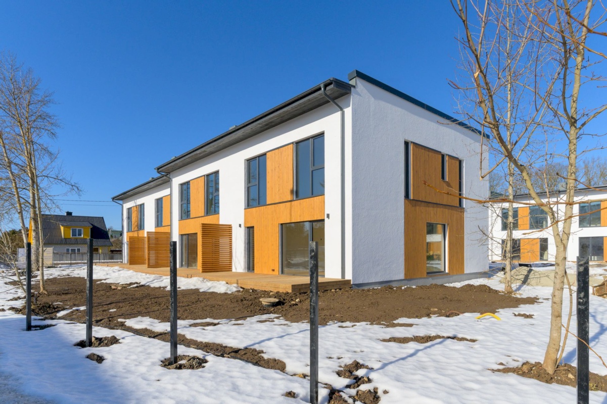 Rakvere linn, Mõisavälja 3