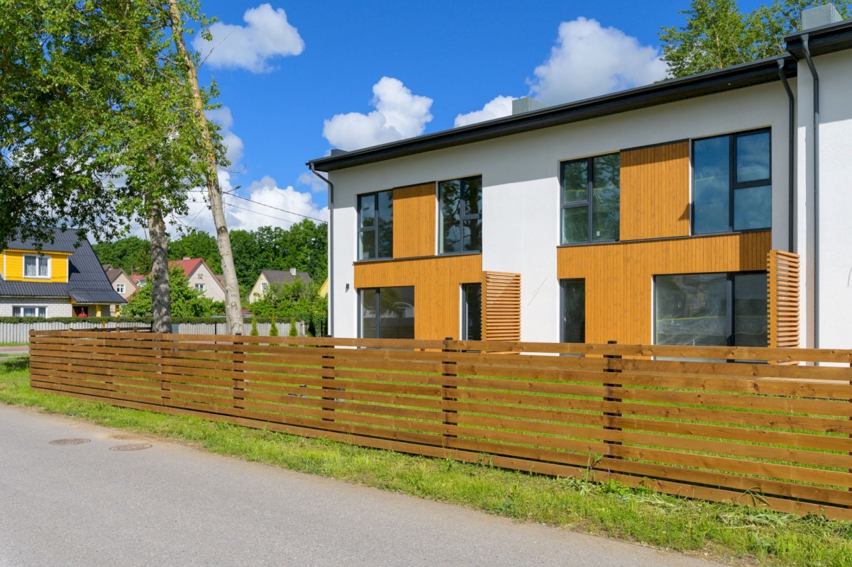 Rakvere linn, Mõisavälja 3