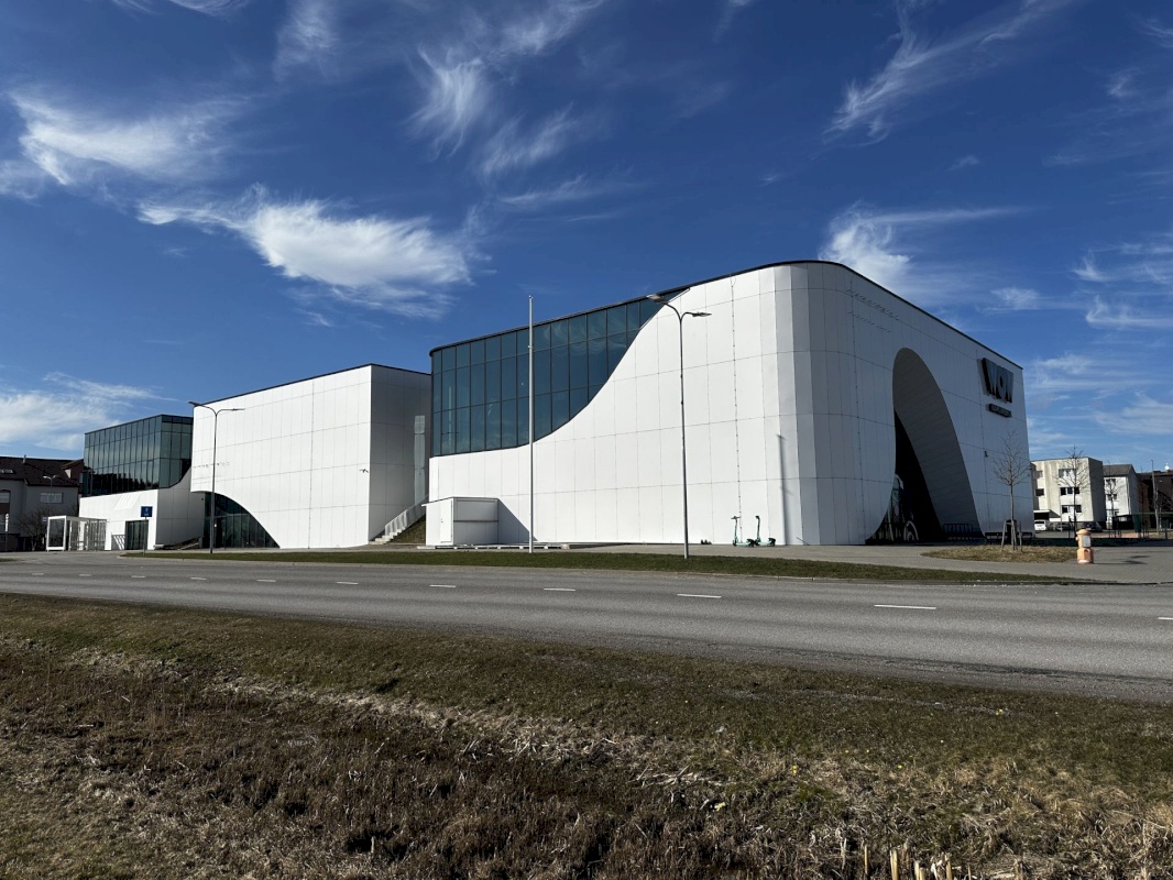 Saaremaa vald, Kuressaare linn, Merikotka 1