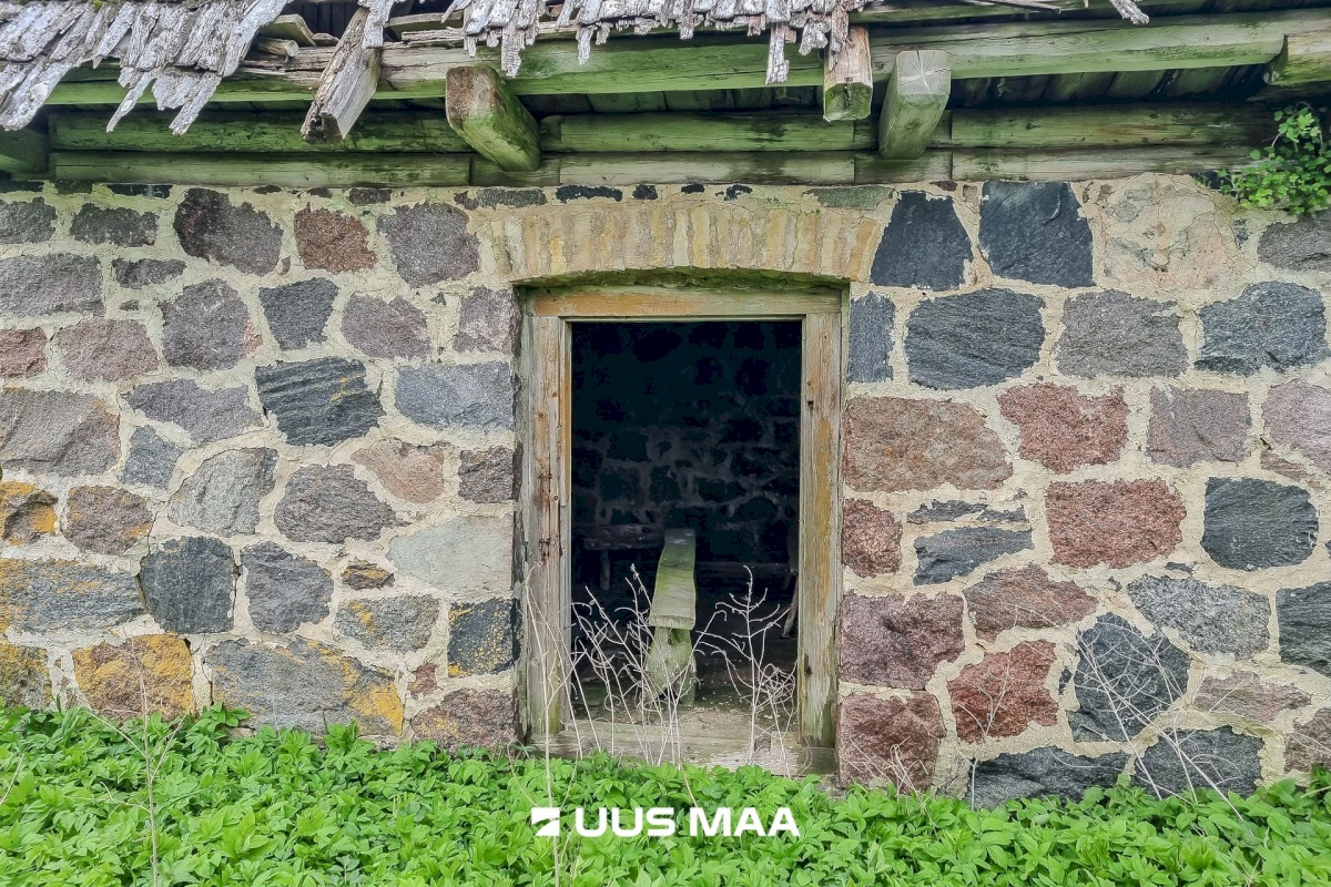 Lääneranna vald, Petaaluse küla
