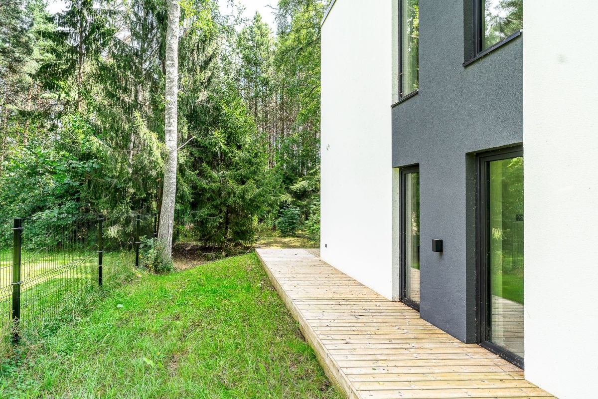 Tallinn, Pirita linnaosa, Naistepuna tee 3a