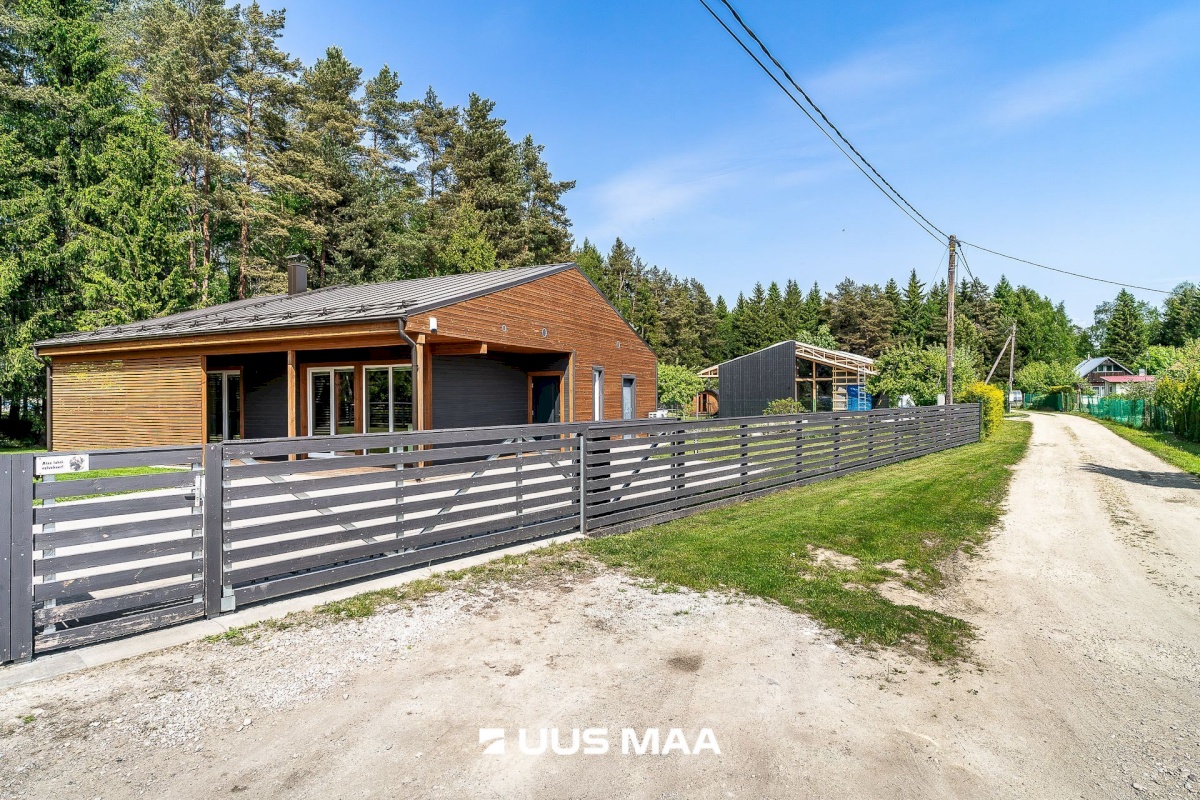 Saku vald, Metsanurme küla, Kuresoo tee 50
