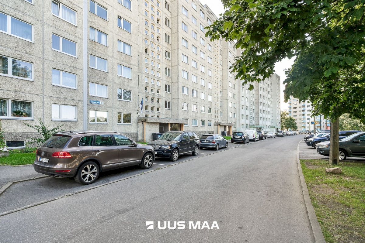 Tallinn, Haabersti linnaosa, Väike-Õismäe, Õismäe tee 32