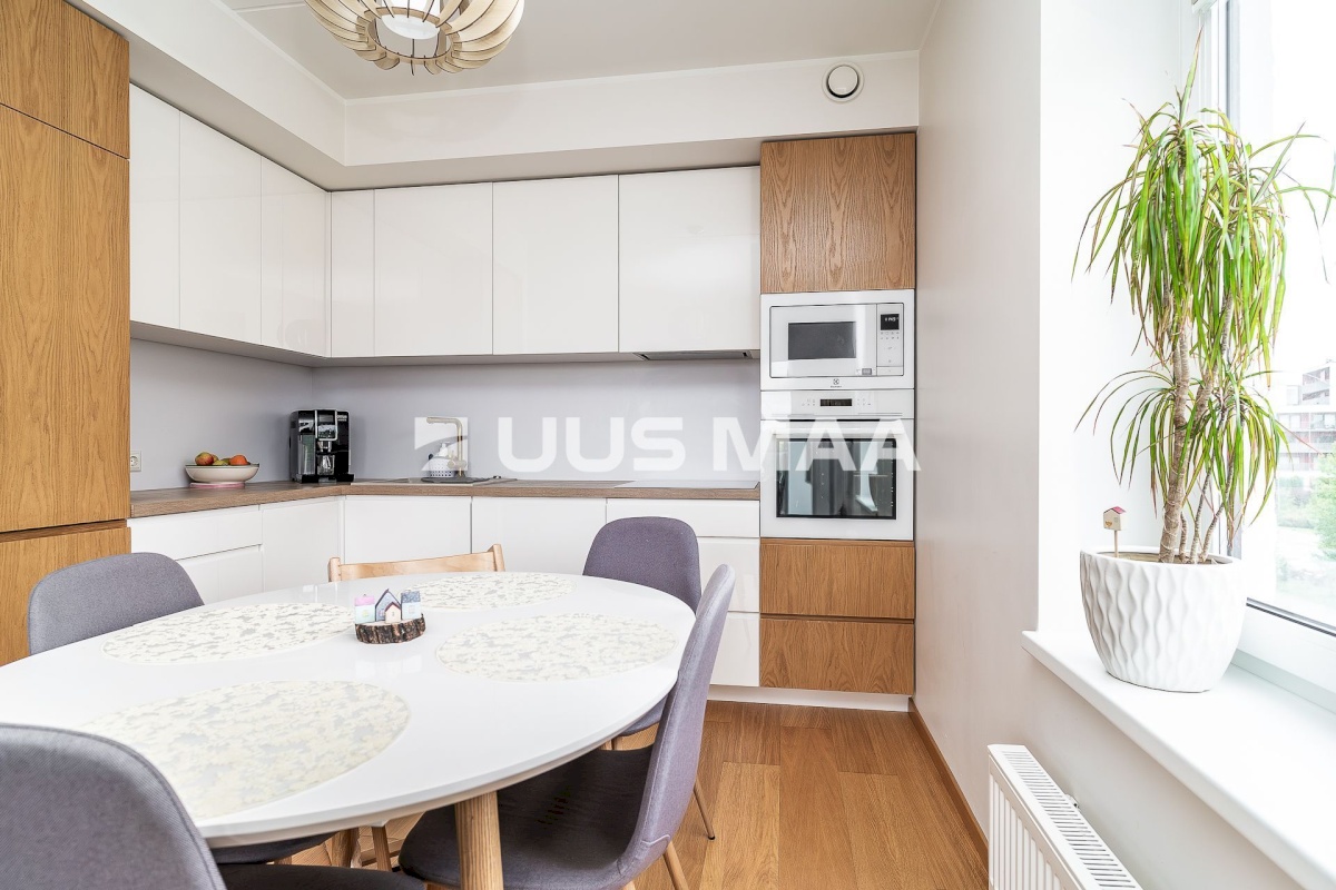 Tallinn, Mustamäe linnaosa, Heli tn 3/1