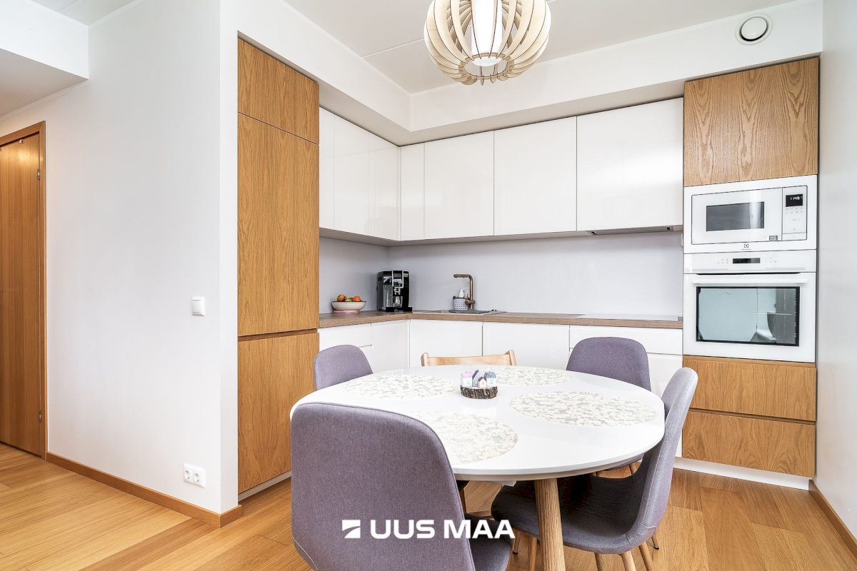 Tallinn, Mustamäe linnaosa, Heli tn 3/1