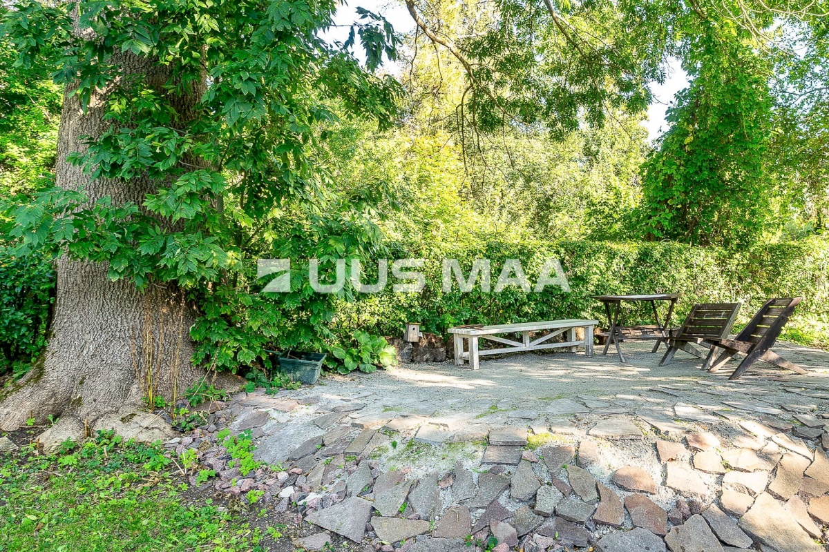 Tallinn, Pirita linnaosa, Merivälja, Väina tee 12