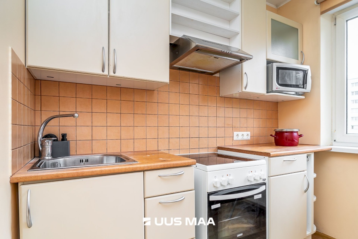 Tallinn, Haabersti linnaosa, Väike-Õismäe, Õismäe tee 120