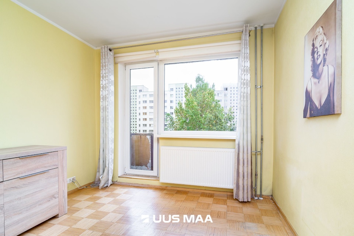 Tallinn, Haabersti linnaosa, Väike-Õismäe, Õismäe tee 120