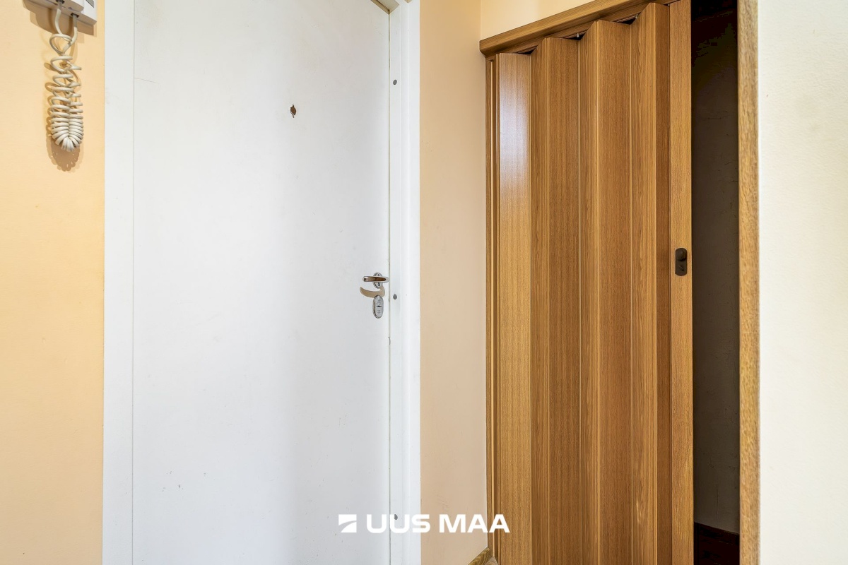 Tallinn, Haabersti linnaosa, Väike-Õismäe, Õismäe tee 120