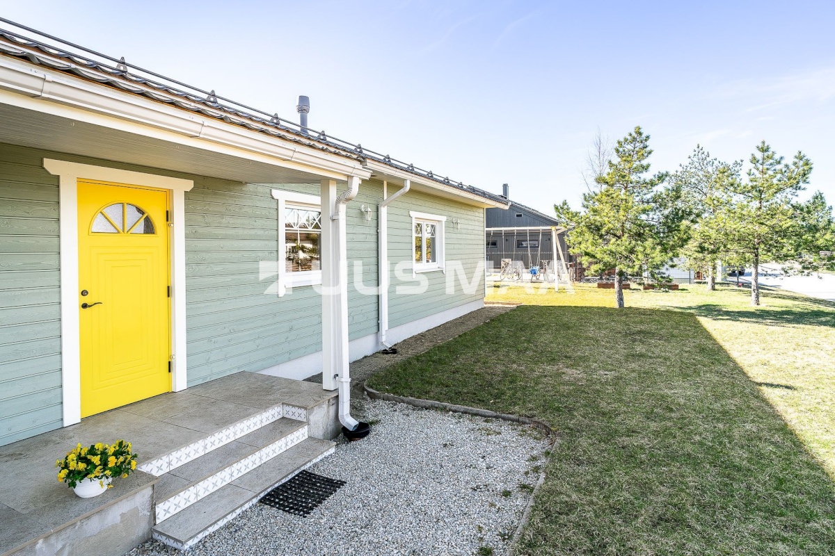 Saku vald, Kiisa alevik, Ristiku tn 5