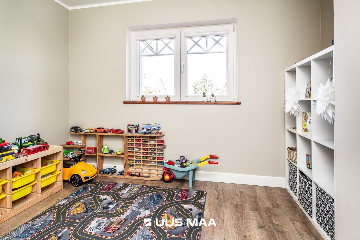 Saku vald, Kiisa alevik, Ristiku tn 5