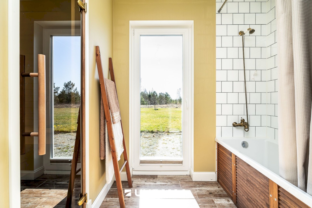 Saku vald, Kiisa alevik, Ristiku tn 5