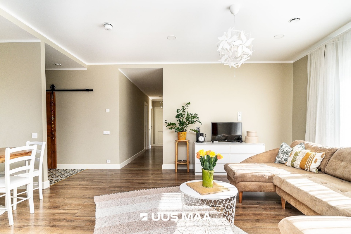 Saku vald, Kiisa alevik, Ristiku tn 5