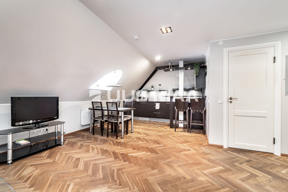 Tallinn, Kesklinna linnaosa, Vanalinn, Uus tn 28