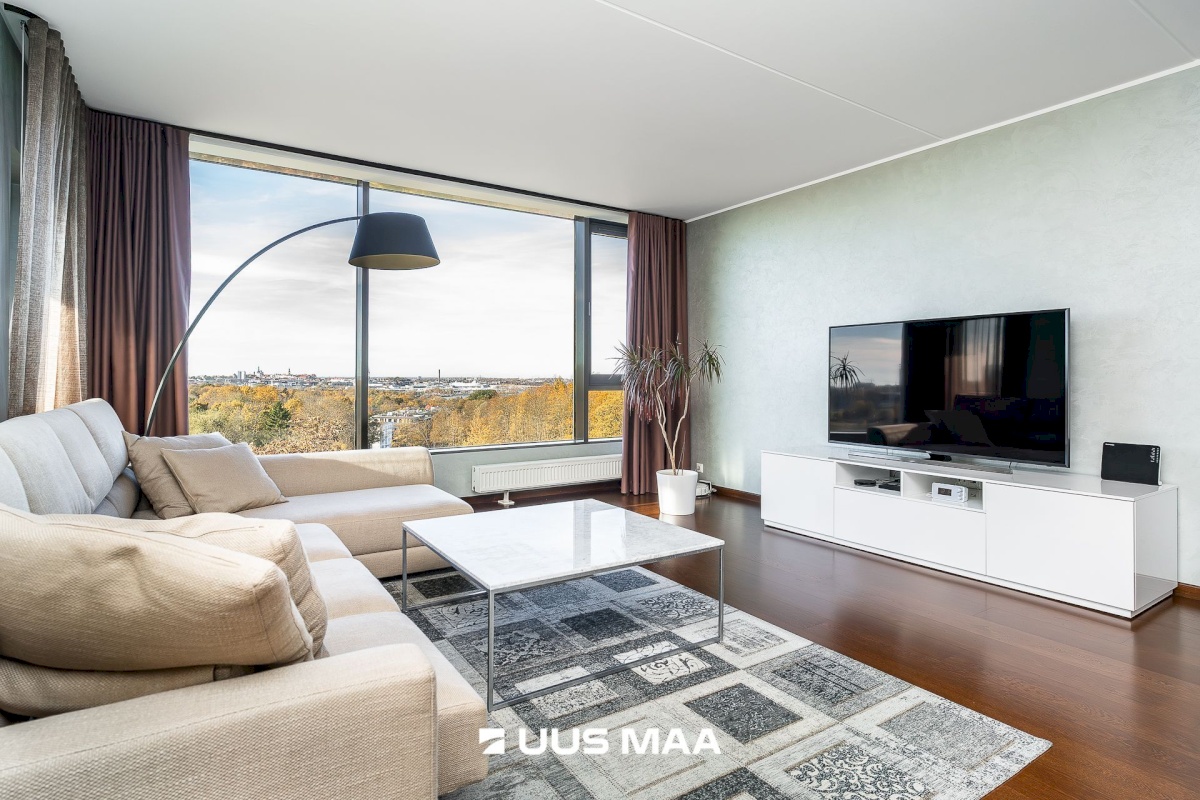 Tallinn, Lasnamäe linnaosa, Võidujooksu tn 1