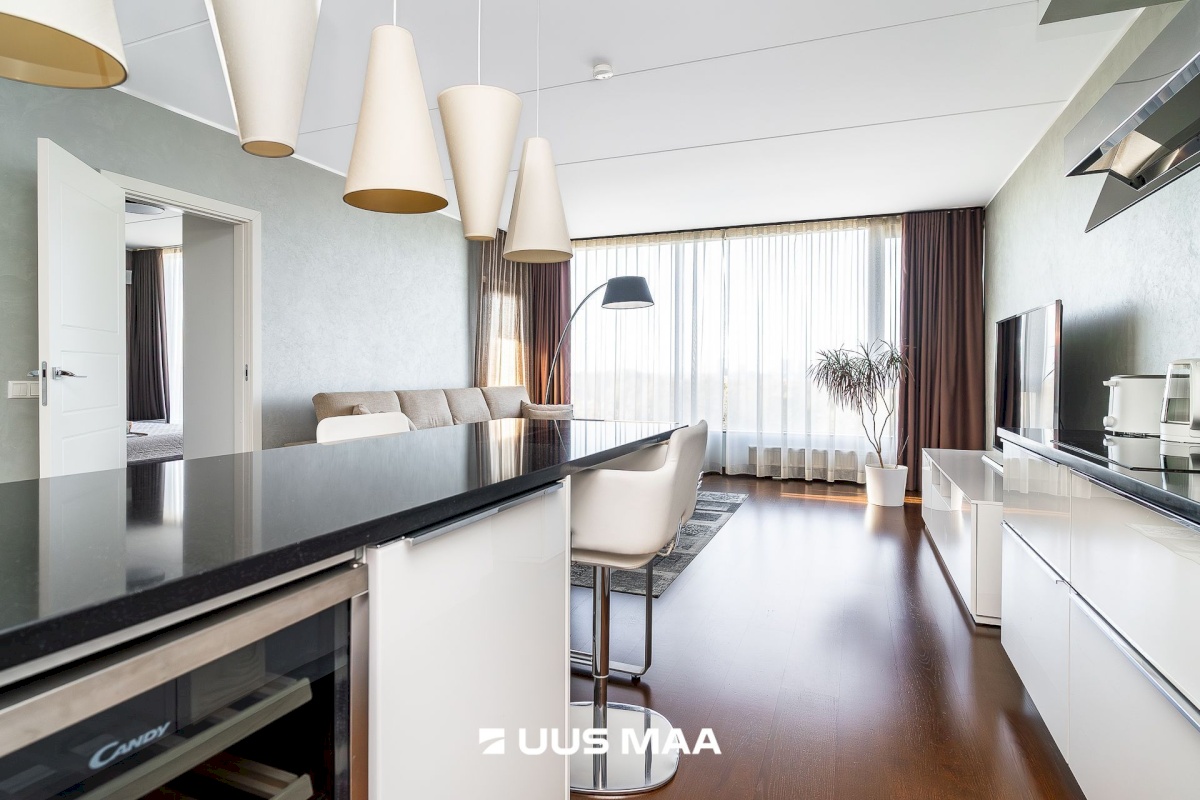 Tallinn, Lasnamäe linnaosa, Võidujooksu tn 1