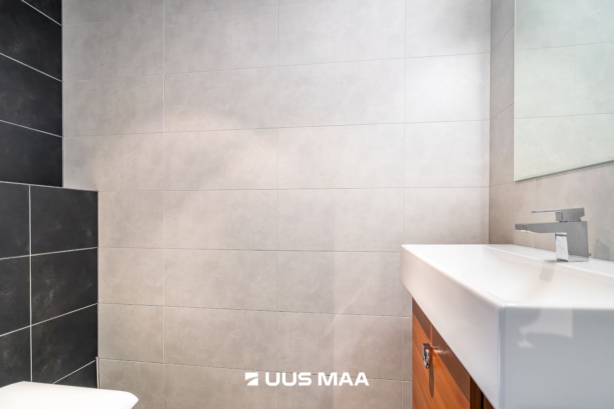 Tallinn, Lasnamäe linnaosa, Võidujooksu tn 1