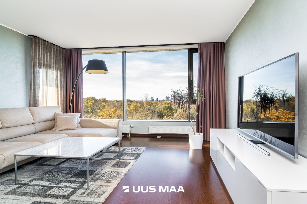 Tallinn, Kesklinna linnaosa, Võidujooksu tn 1