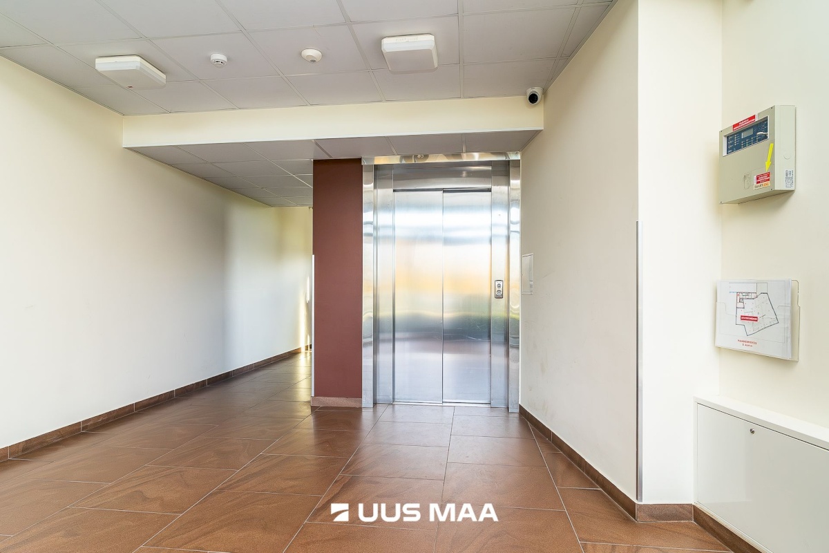 Tallinn, Kesklinna linnaosa, Võidujooksu tn 1