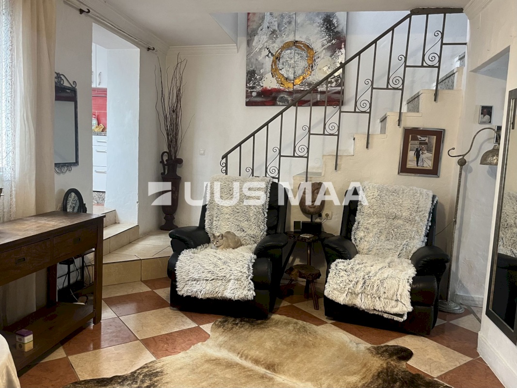 Sevilla, C. Puerto 84