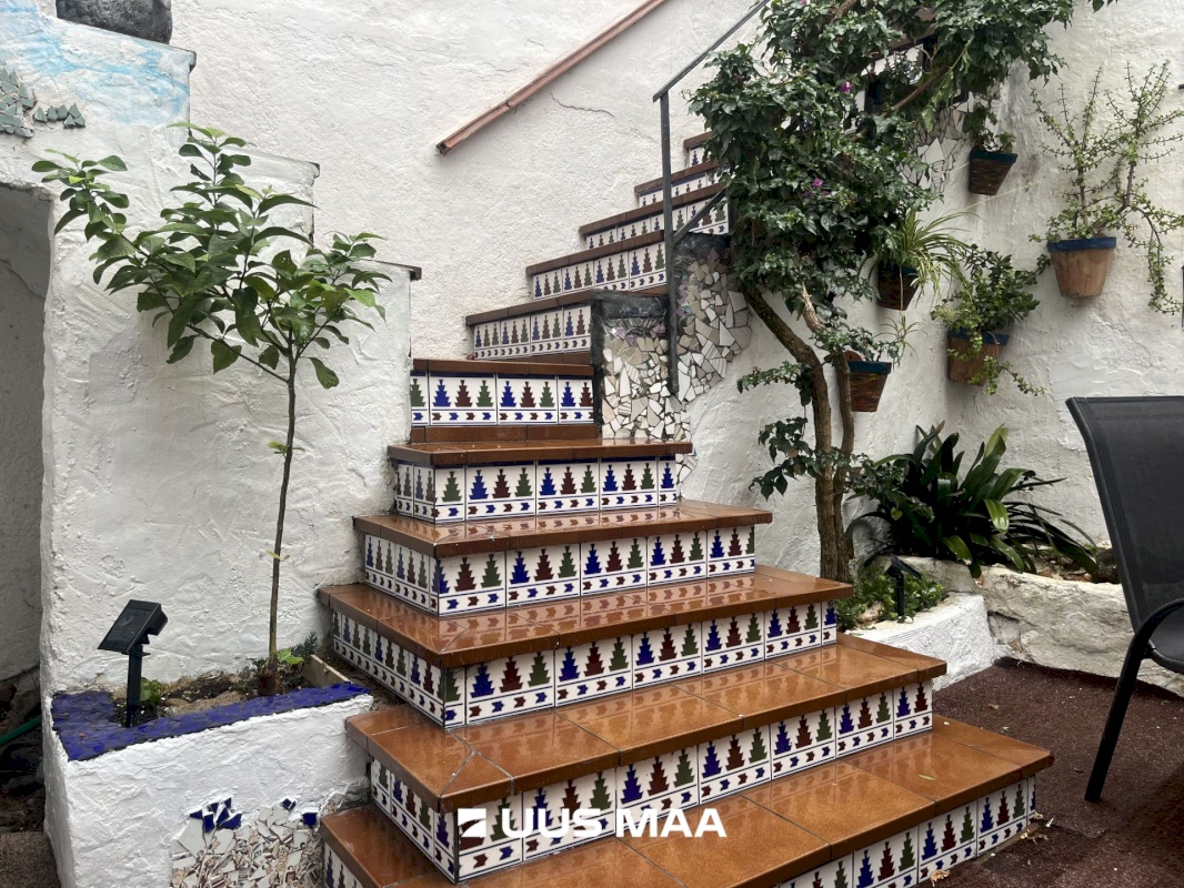 Sevilla, C. Puerto 84