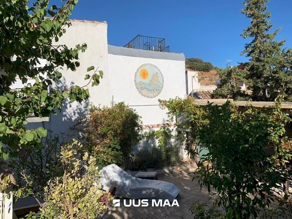 Sevilla, C. Puerto 84