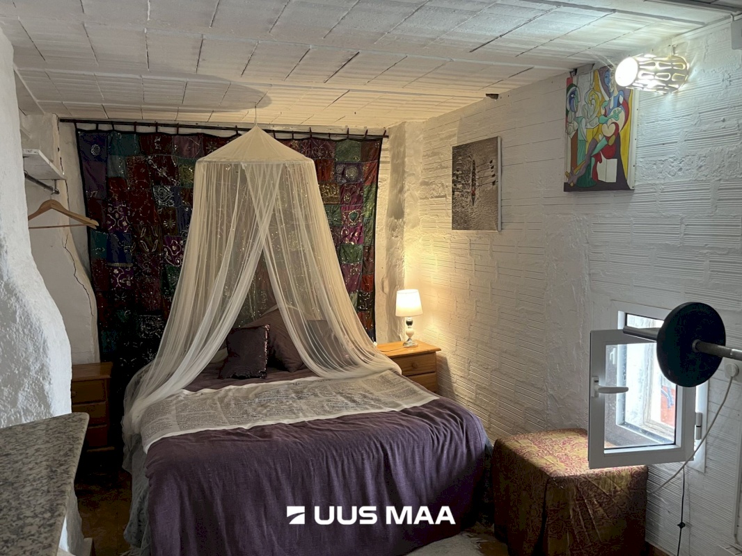 Sevilla, C. Puerto 84