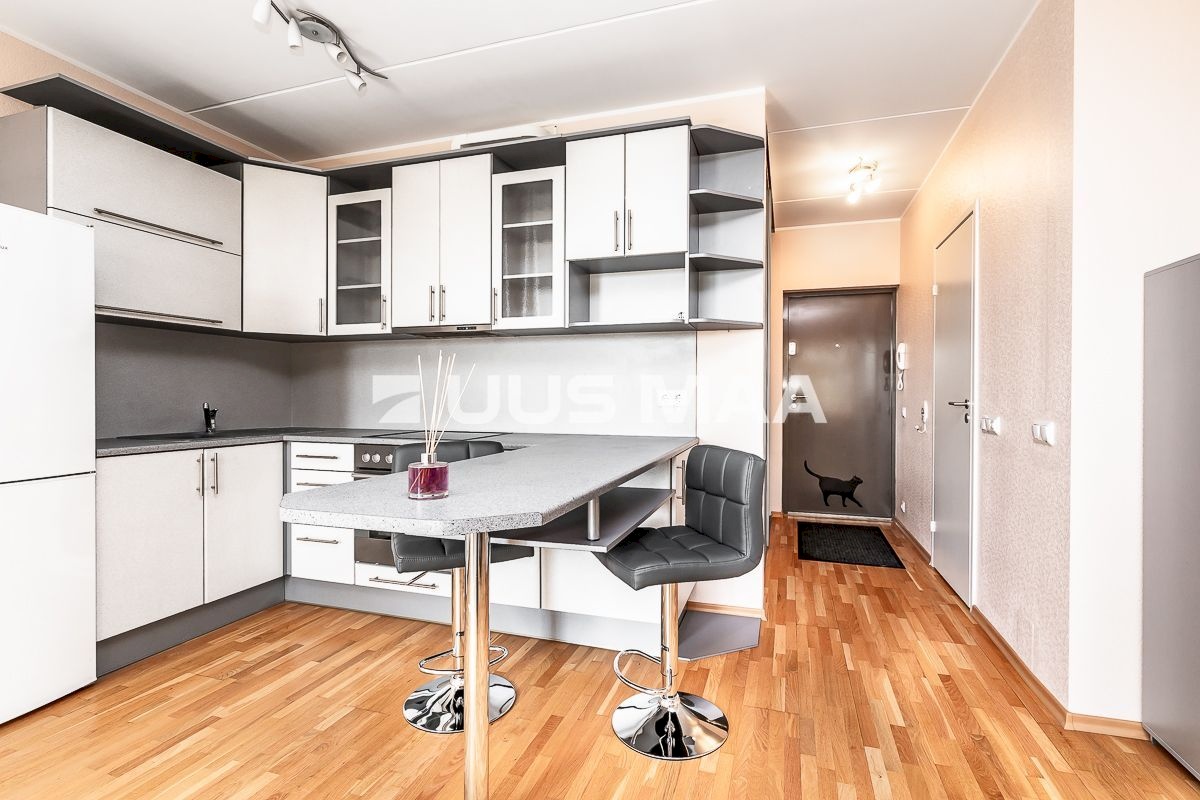 Tallinn, Mustamäe linnaosa, Keskuse 14a