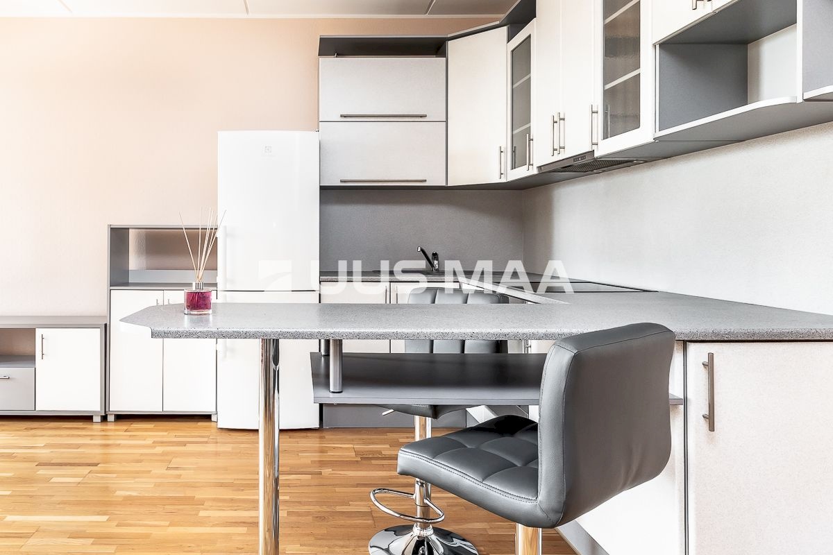 Tallinn, Mustamäe linnaosa, Keskuse 14a