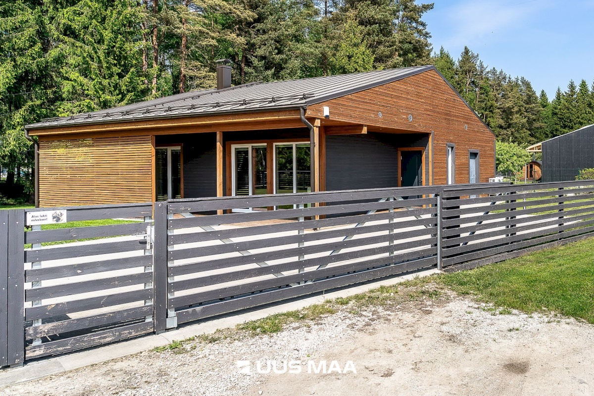 Saku vald, Metsanurme küla, Kuresoo tee 50