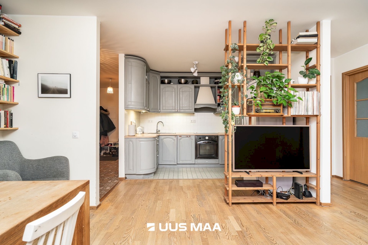 Tallinn, Kesklinna linnaosa, Uus Maailm, Tehnika 83