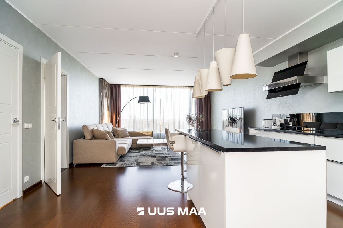 Tallinn, Lasnamäe linnaosa, Võidujooksu tn 1