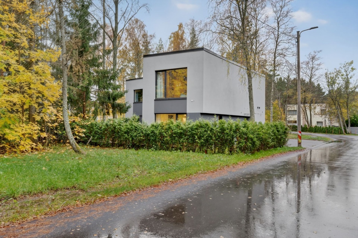 Tallinn, Pirita linnaosa, Naistepuna tee 1