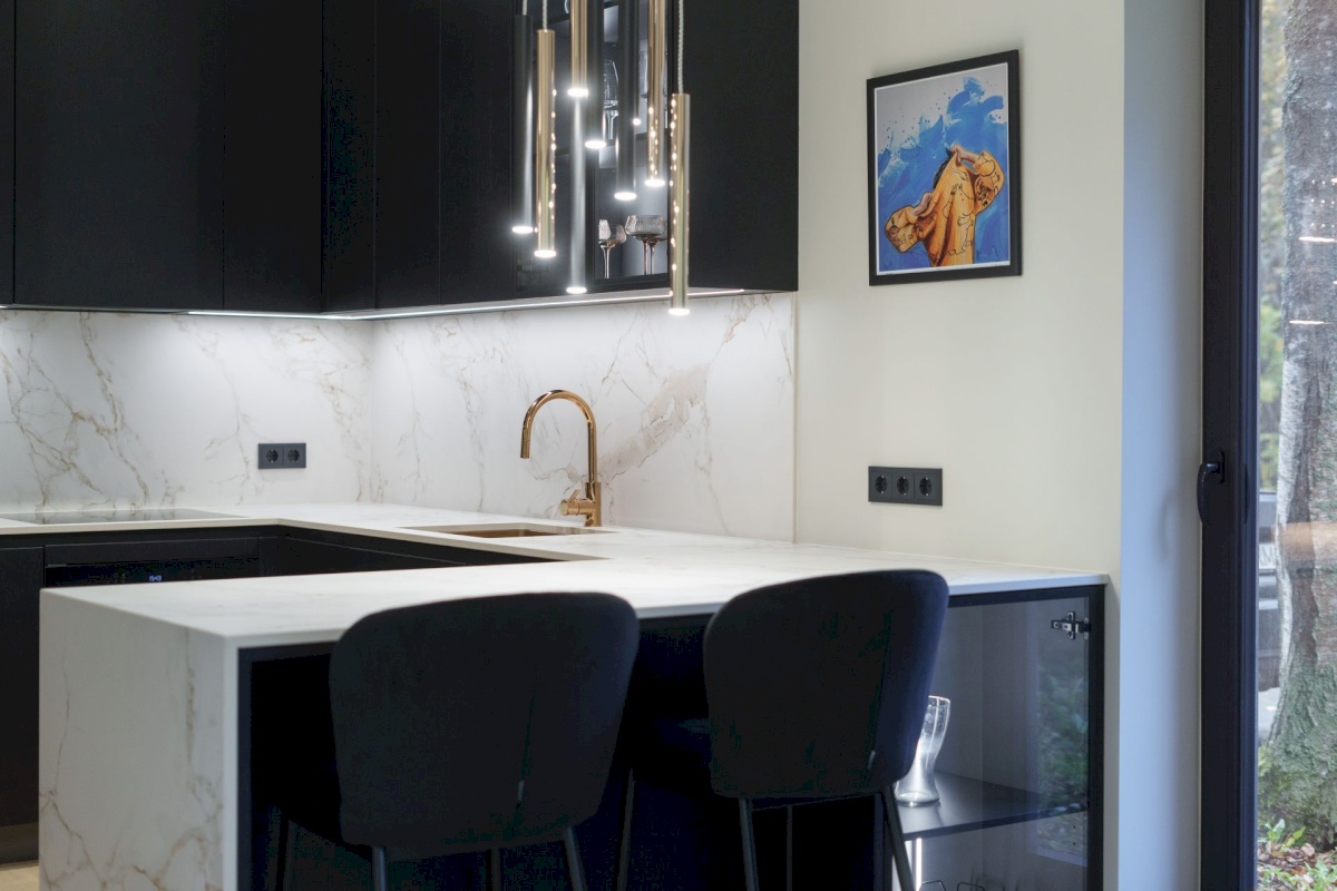 Tallinn, Pirita linnaosa, Naistepuna tee 1