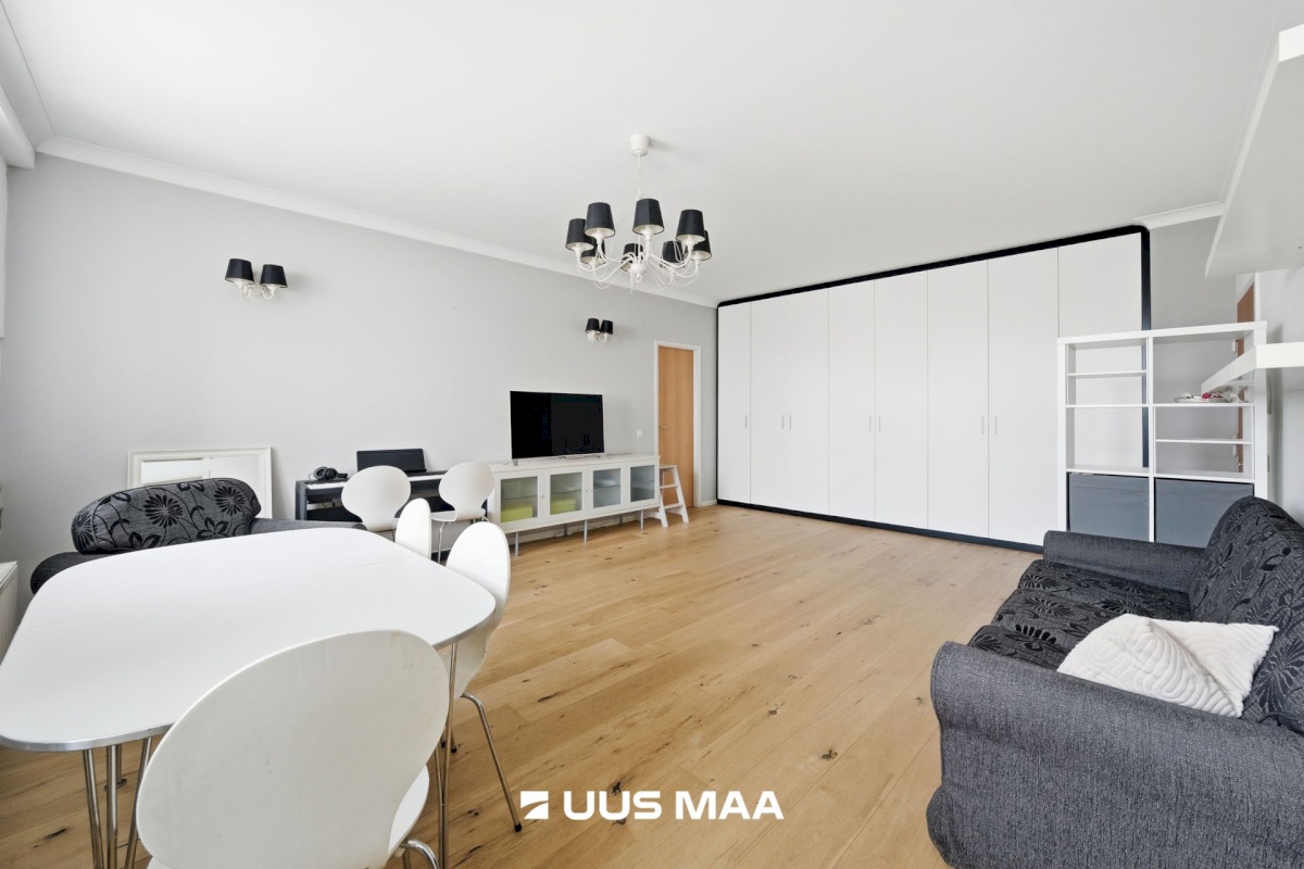 Tallinn, Põhja-Tallinna linnaosa, Kalamaja, Põhja pst 21b