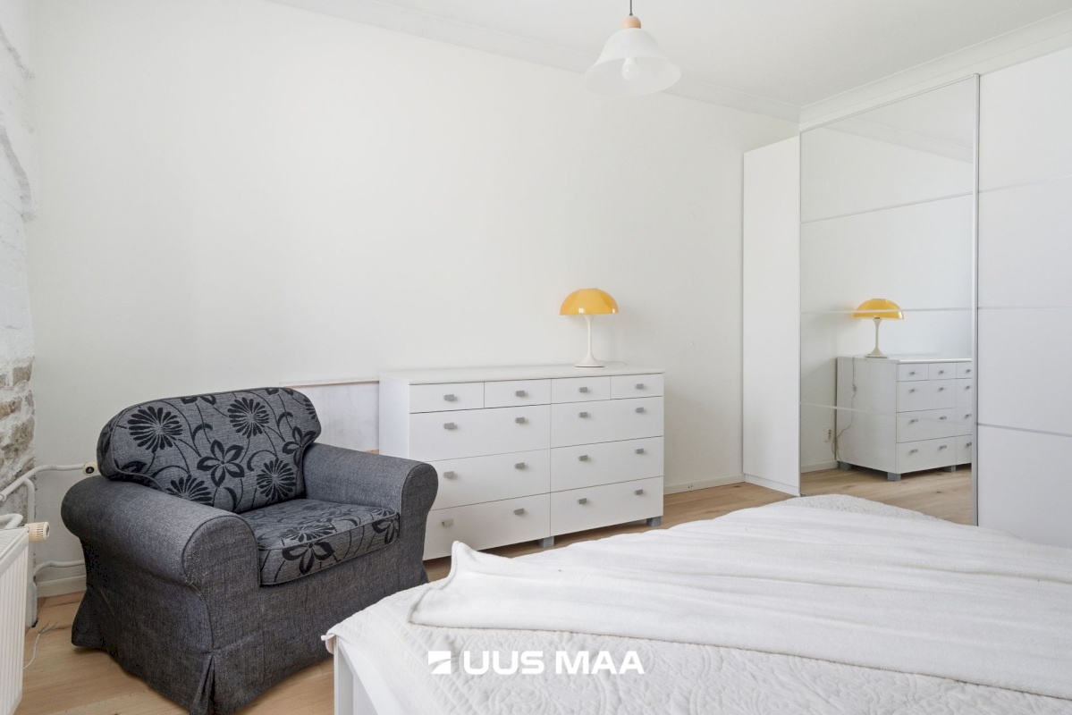 Tallinn, Põhja-Tallinna linnaosa, Kalamaja, Põhja pst 21b