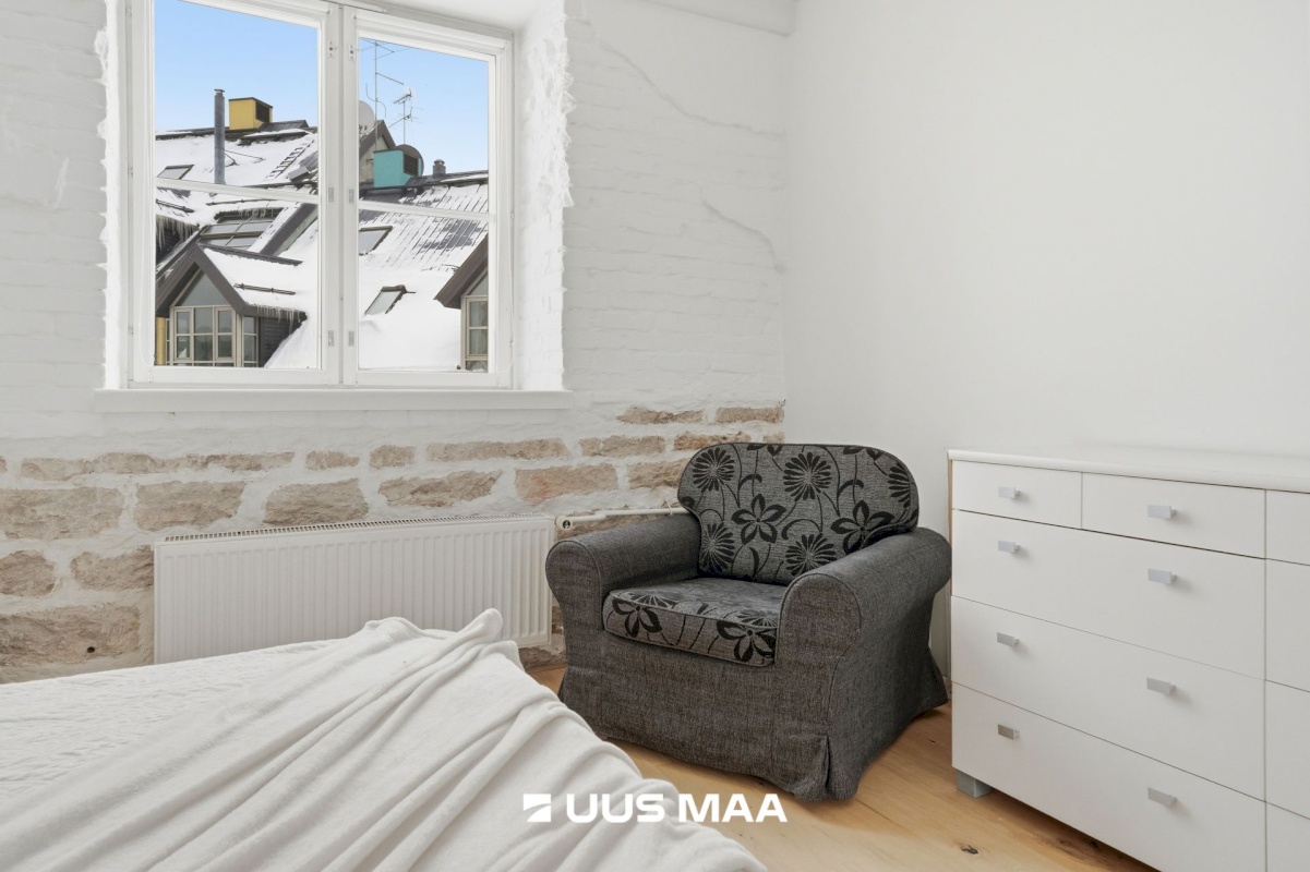 Tallinn, Põhja-Tallinna linnaosa, Kalamaja, Põhja pst 21b