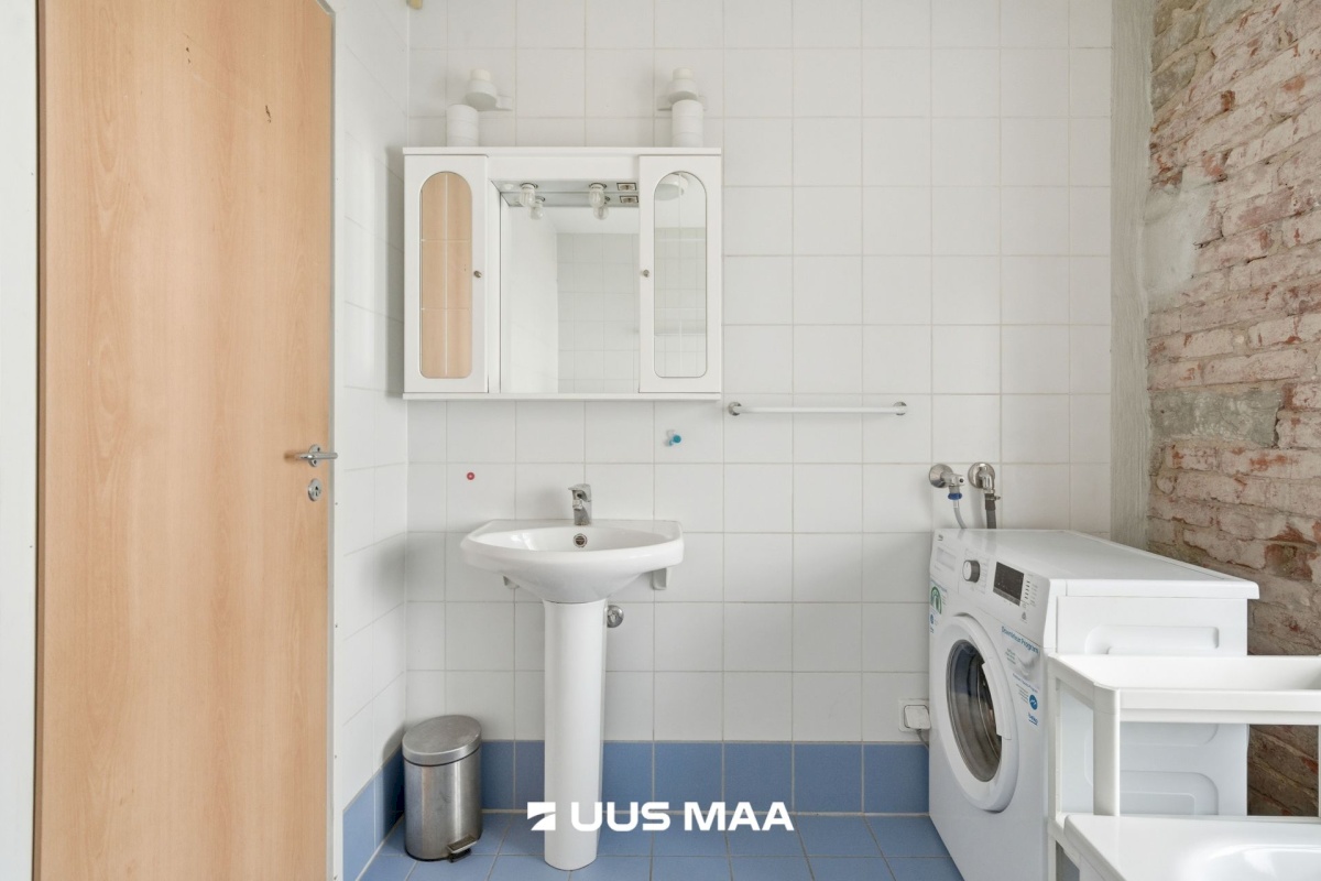 Tallinn, Põhja-Tallinna linnaosa, Kalamaja, Põhja pst 21b