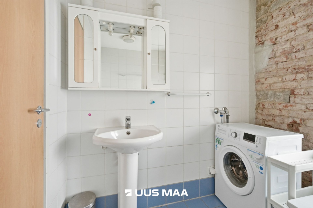 Tallinn, Põhja-Tallinna linnaosa, Kalamaja, Põhja pst 21b