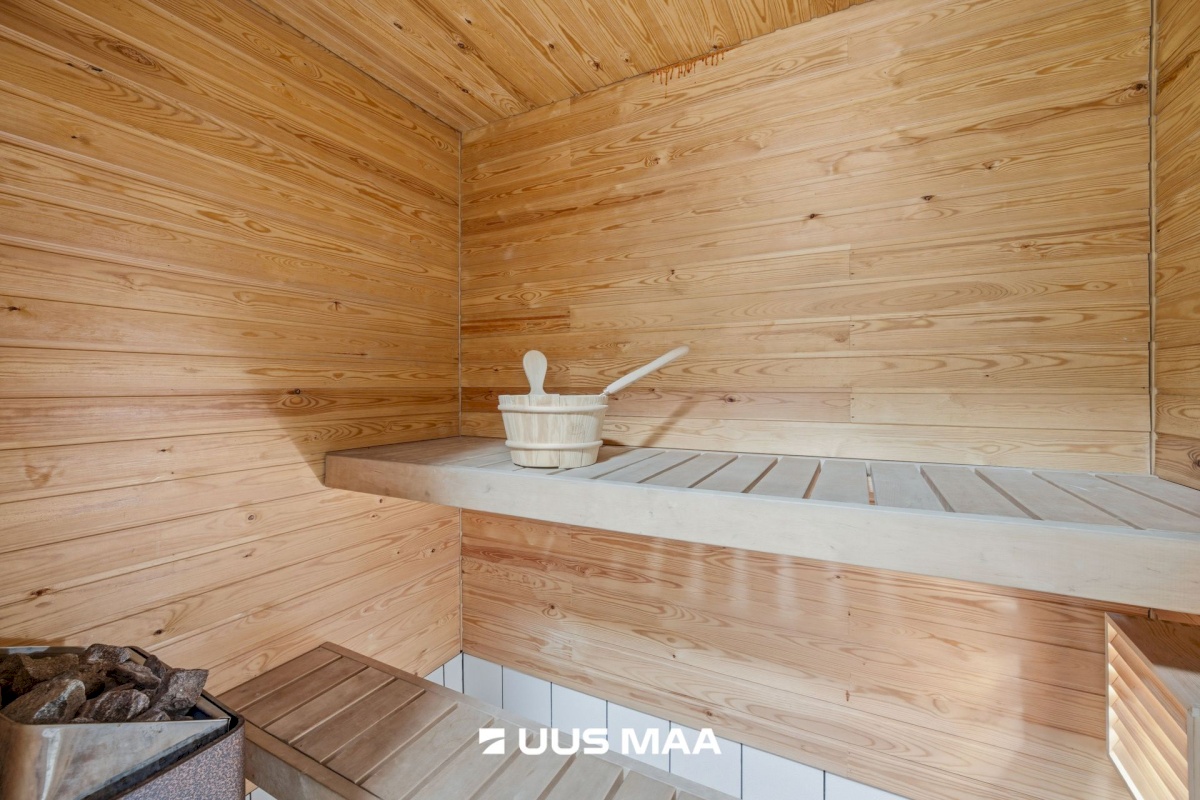 Tallinn, Põhja-Tallinna linnaosa, Kalamaja, Põhja pst 21b