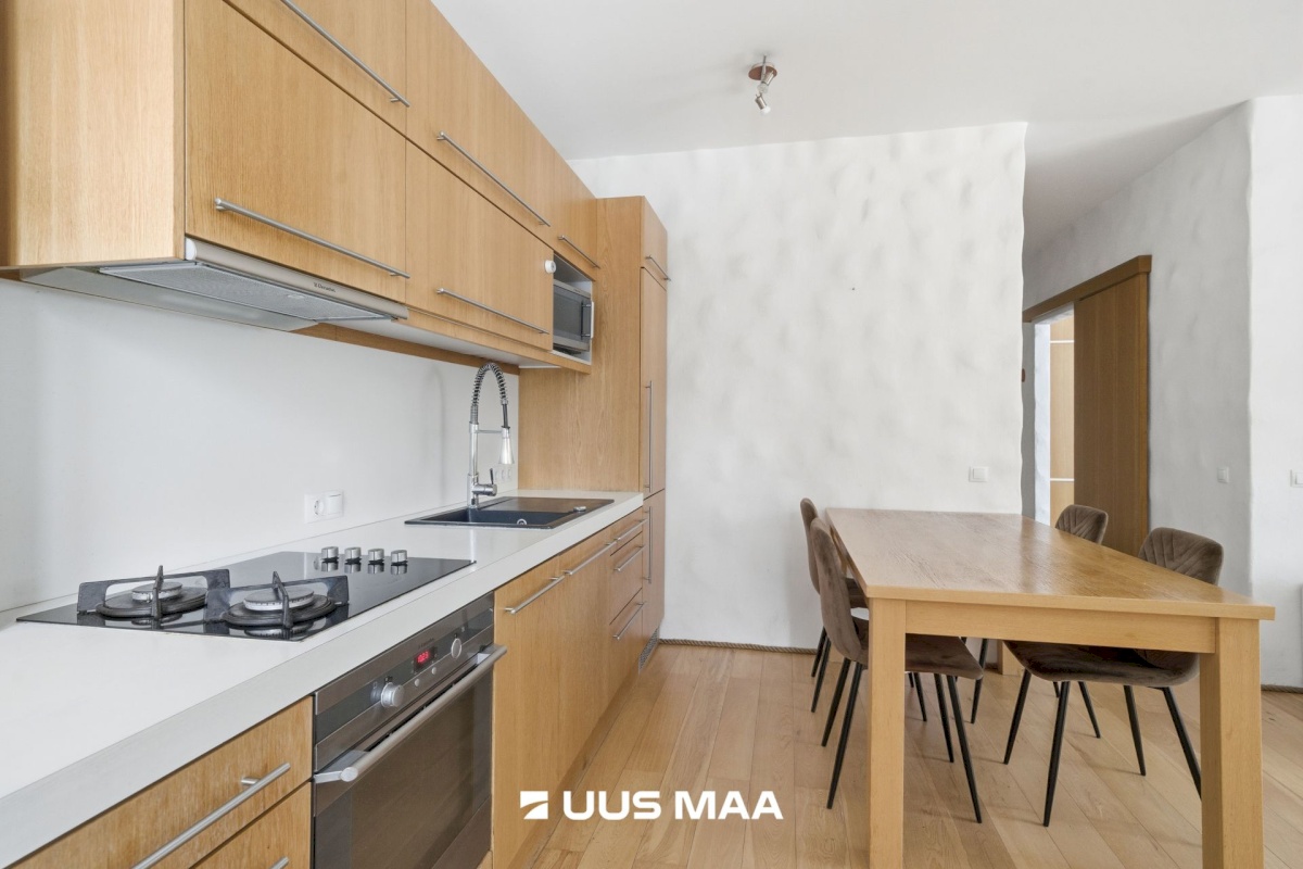 Tallinn, Kesklinna linnaosa, Raua 21