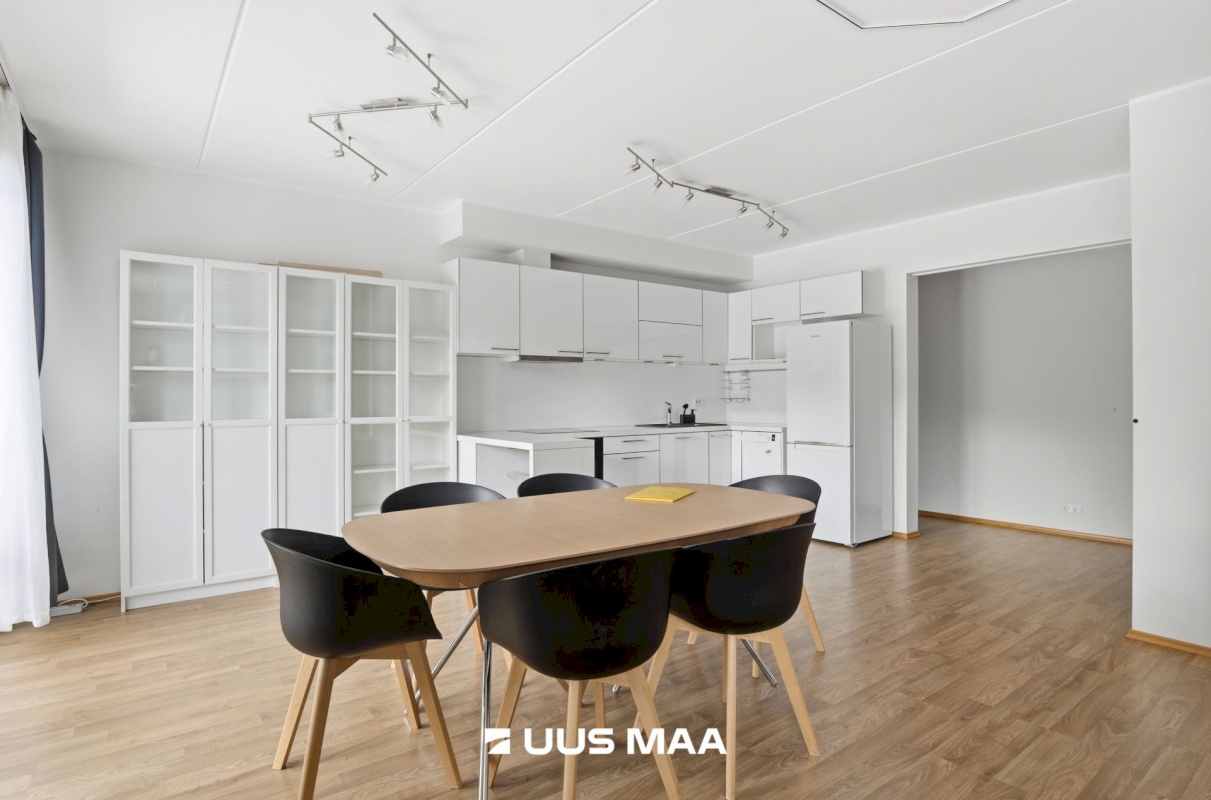 Tallinn, Mustamäe linnaosa, Mustamäe, Sõpruse pst 230