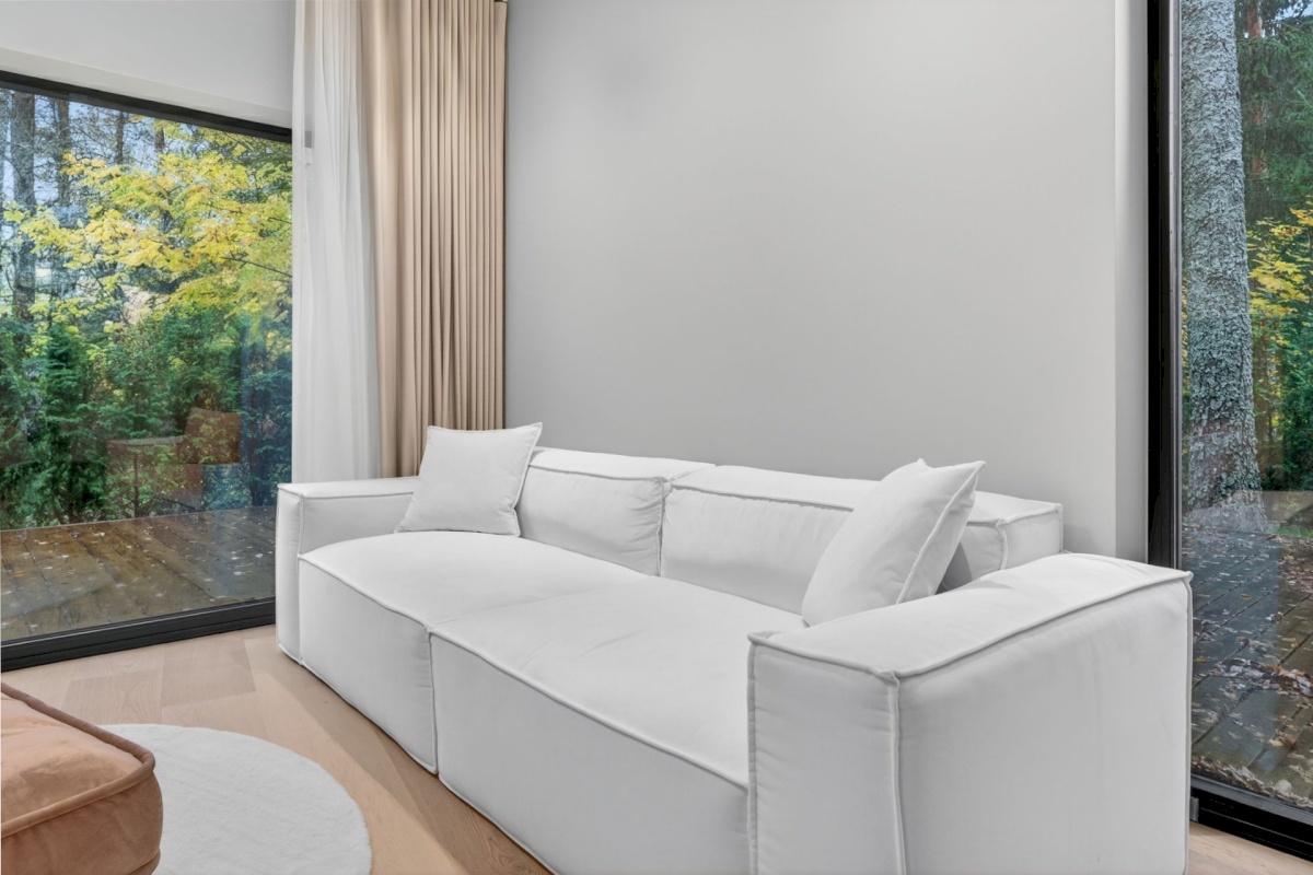 Tallinn, Pirita linnaosa, Naistepuna tee 1