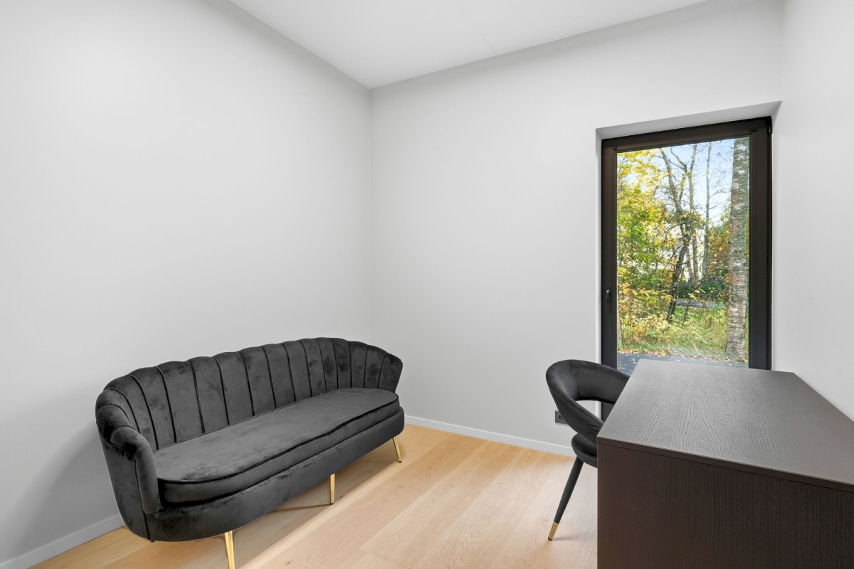 Tallinn, Pirita linnaosa, Naistepuna tee 1