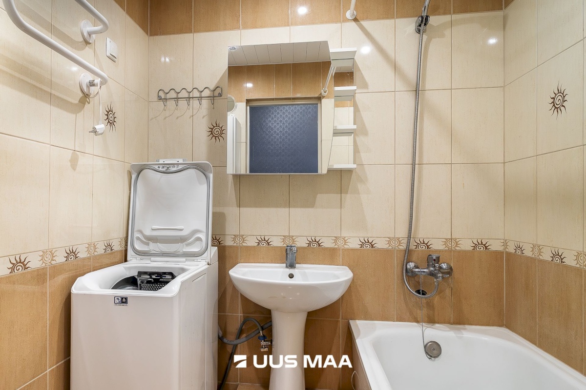 Tallinn, Kesklinna linnaosa, Uus Maailm, Väike-Ameerika tn 6