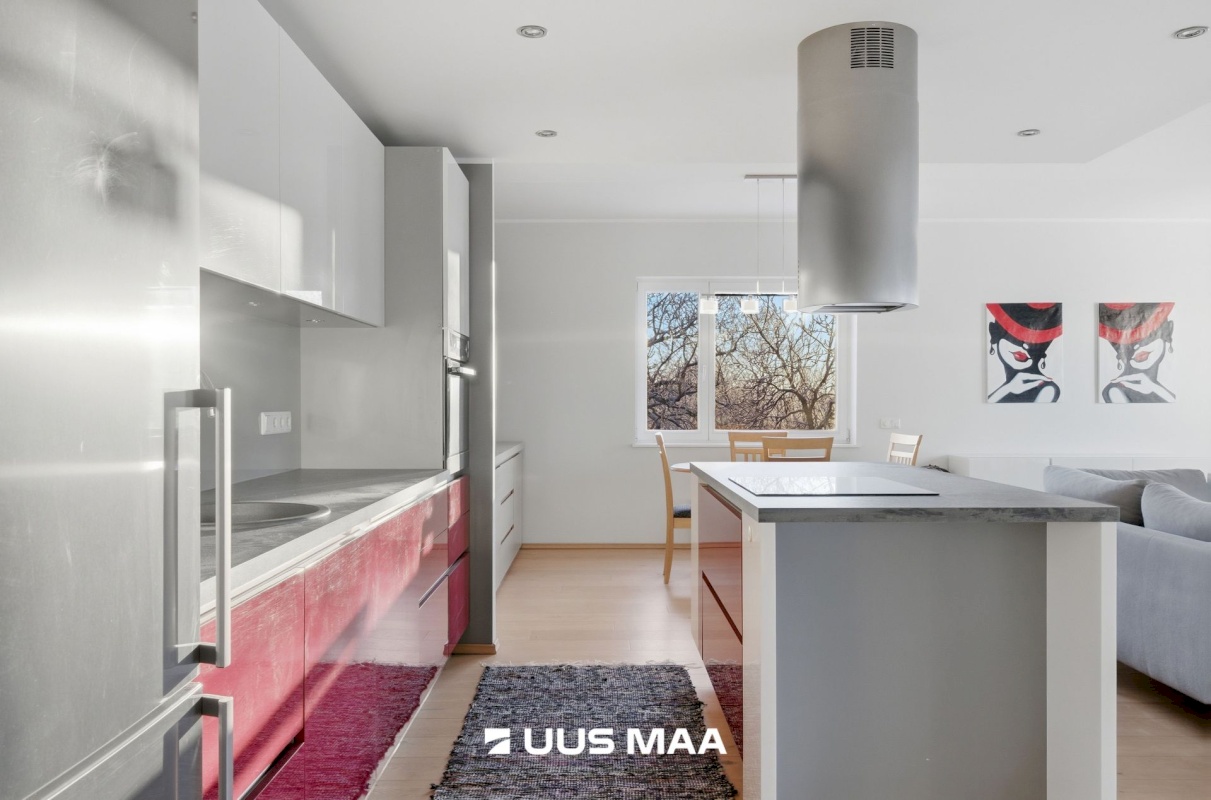 Tallinn, Kesklinna linnaosa, Pärnu mnt 104a