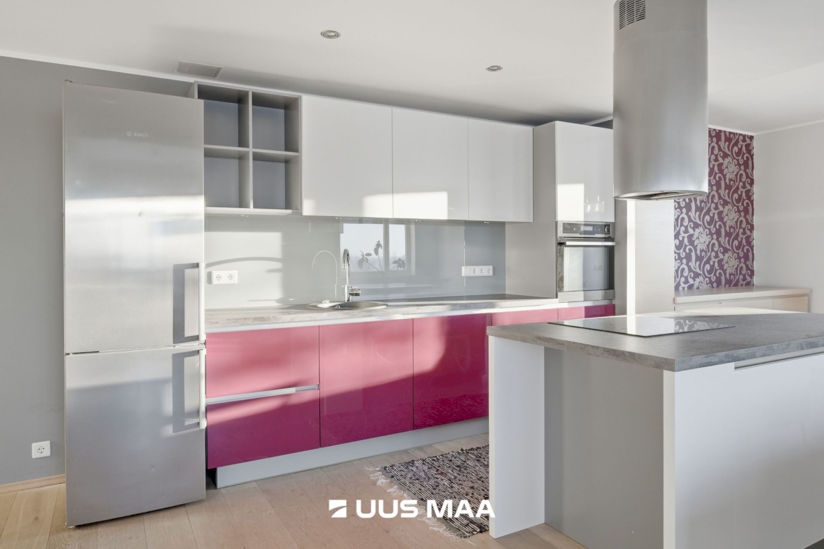 Tallinn, Kesklinna linnaosa, Pärnu mnt 104a