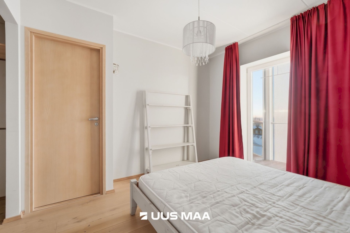 Tallinn, Kesklinna linnaosa, Pärnu mnt 104a