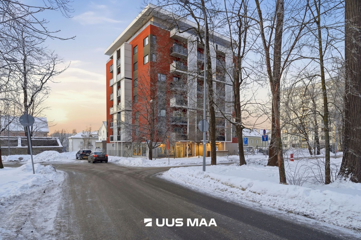 Tallinn, Kesklinna linnaosa, Pärnu mnt 104a